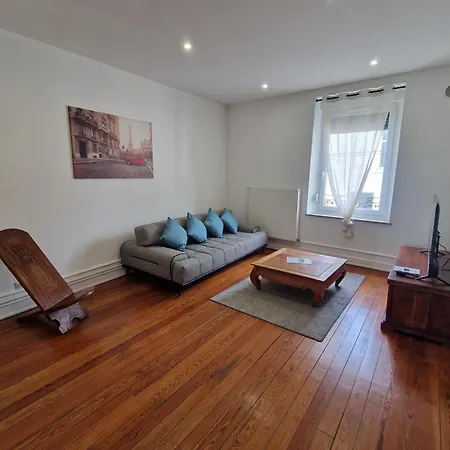 Bel Appartement,confortable,2chambres Διαμέρισμα Briey